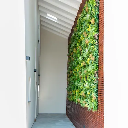 Jolie Maison Au Calme Nyaraló Menton