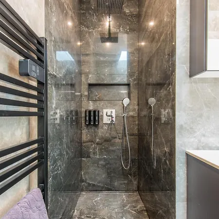 Nyaraló Jolie Maison Au Calme